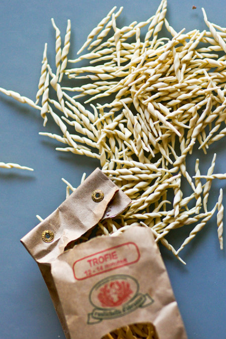 Cinque Terre food and wine: Trofie - by Artizone